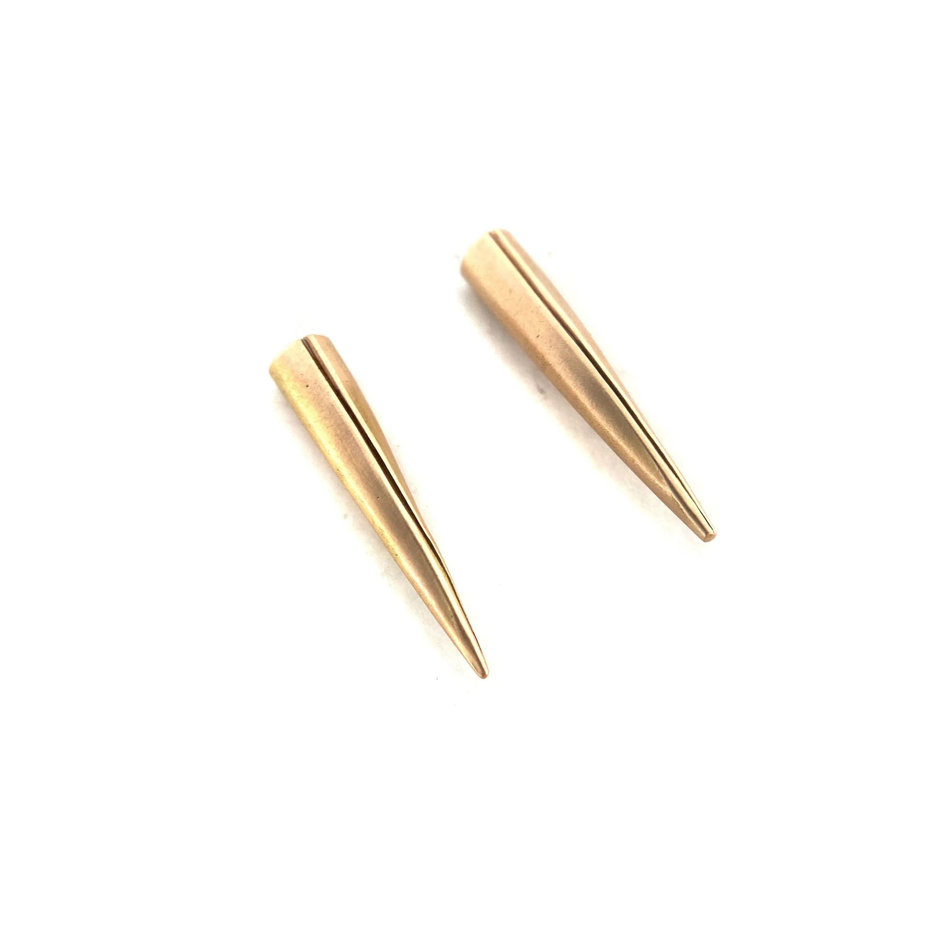 14k Gold Pointed Studs