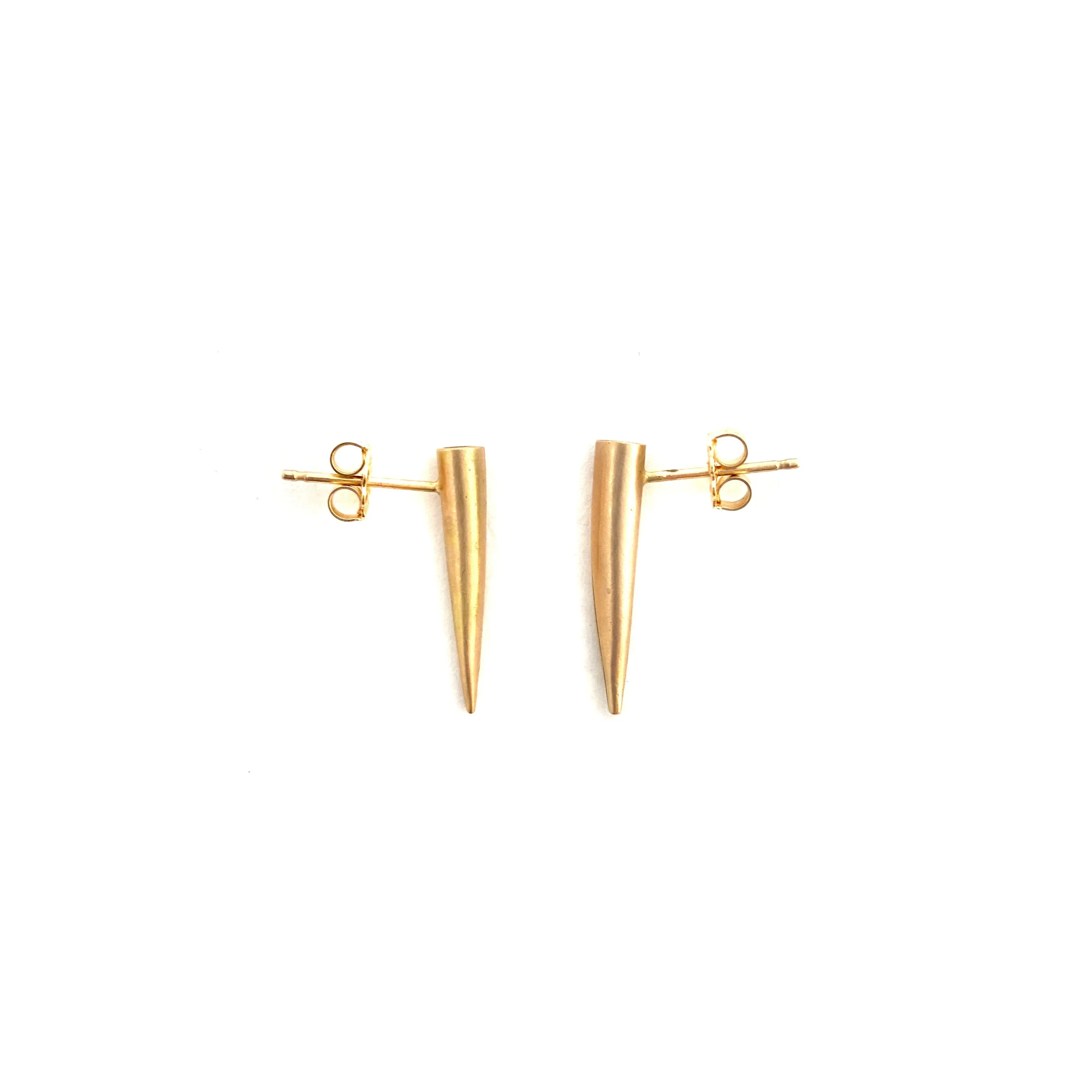 14k Gold Pointed Studs