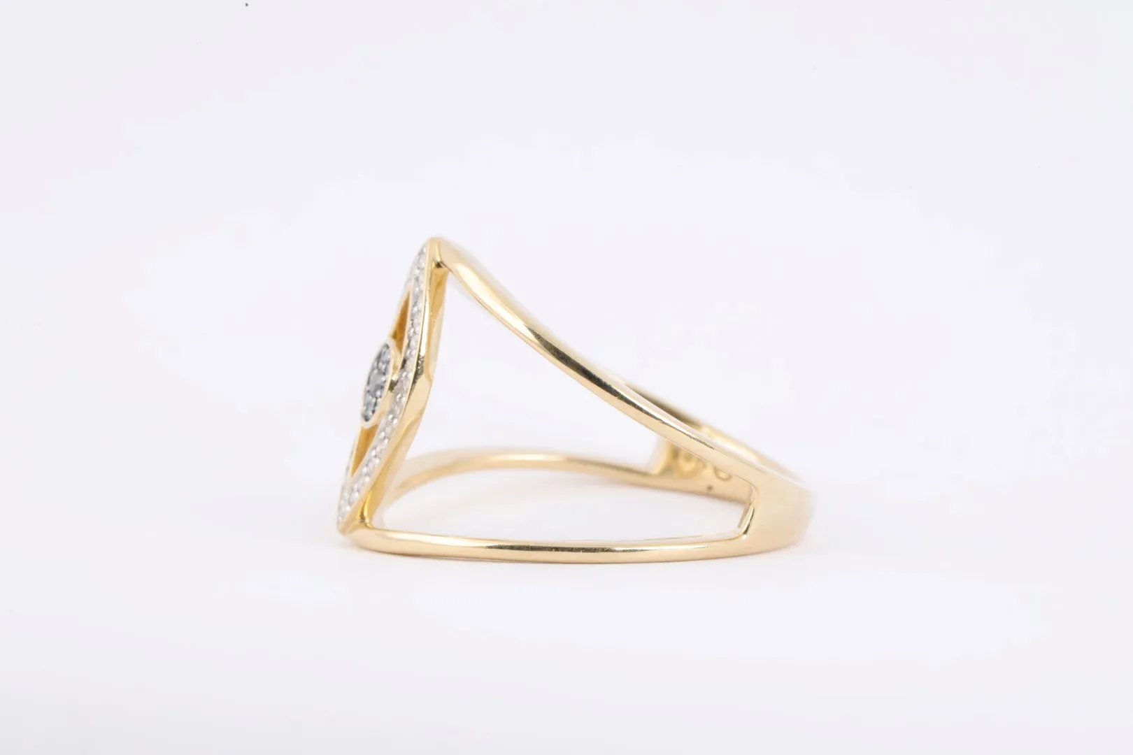 14k Yellow Gold 0.19tcw Diamond Eye Design Fashion Ring Size 8 (3.75g.)