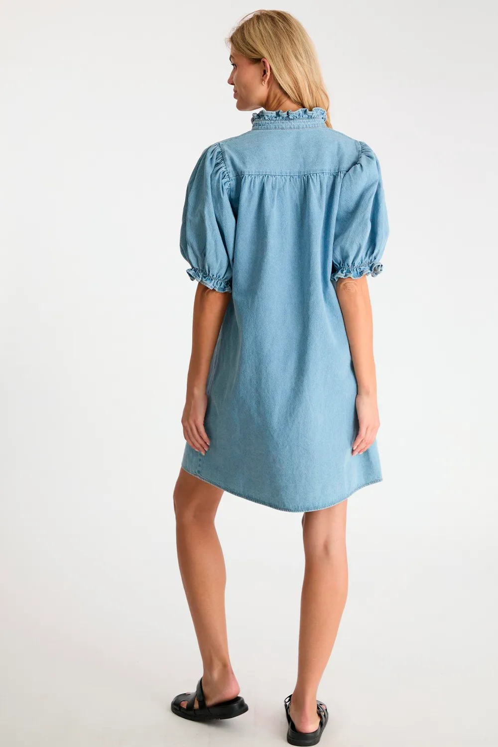 Alma Denim Dress | Stonewash | Kjole fra Neo Noir