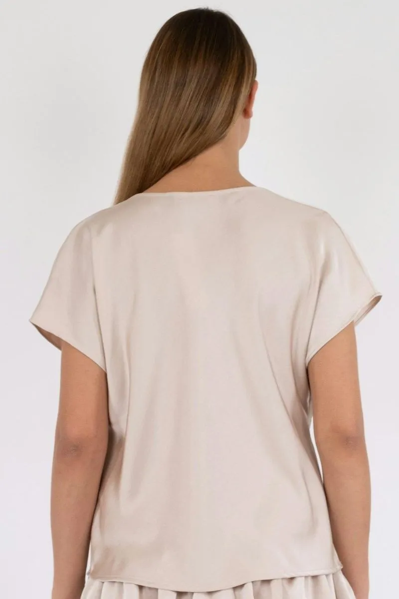 Annabeth Heavy Sateen Tee | Champagne | T-Shirt fra Neo Noir