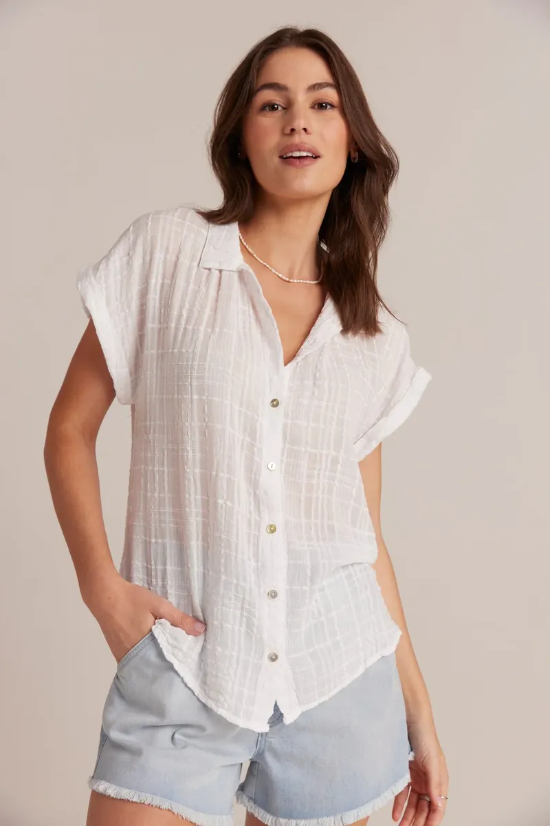 bella dahl crinkle cupro cap sleeve button down in white