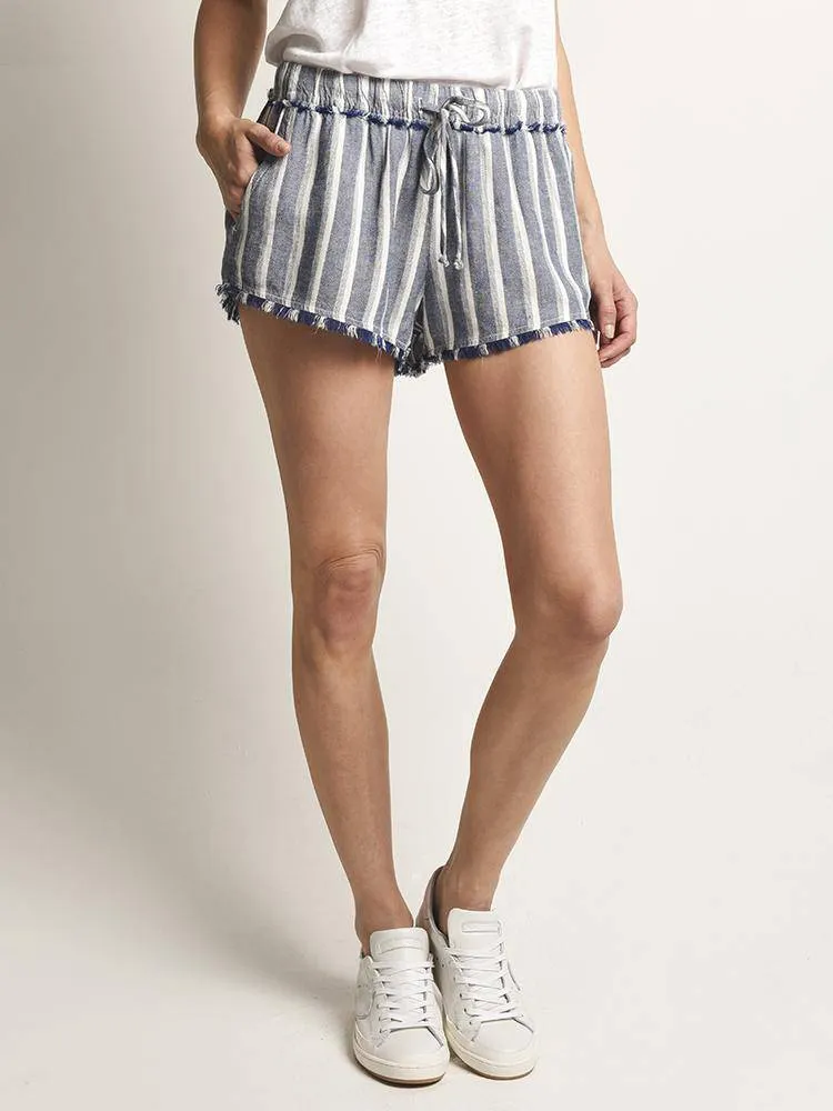     BELLA DAHL  Easy Fray Hem Short    