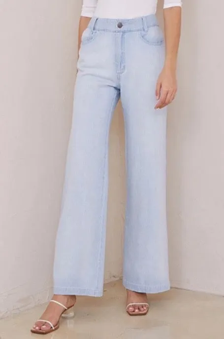 bella dahl Harlow 70s Jean in Vista Wash