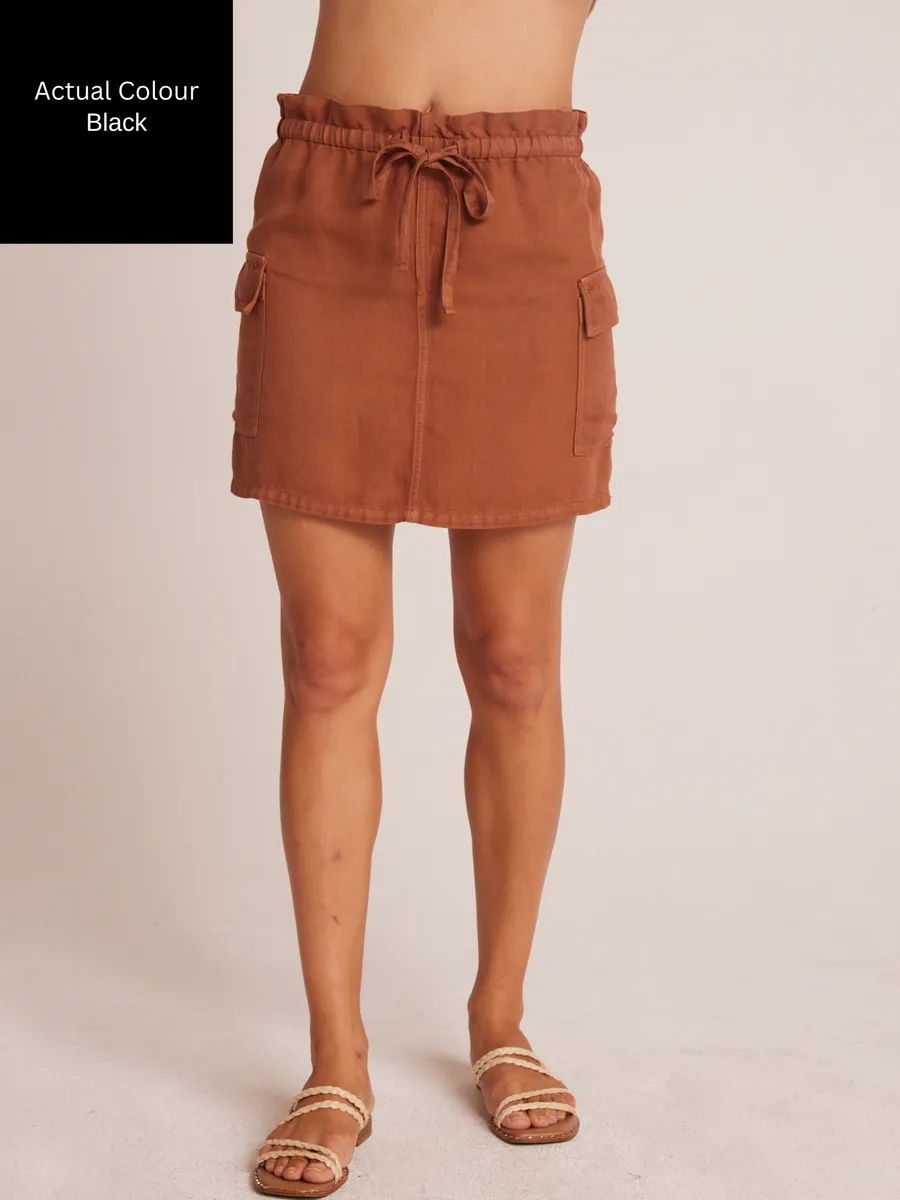 Bella Dahl Posey Cargo Mini Skirt in Black