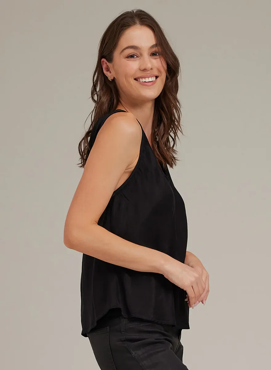 bella dahl scoop neck tank in black