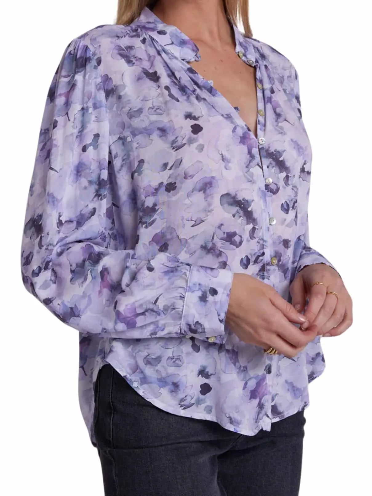 Bella Dahl Shirred Blouse in Lilac Flouret Print