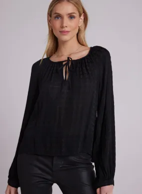 bella dahl shirred raglan tie front blouse in black