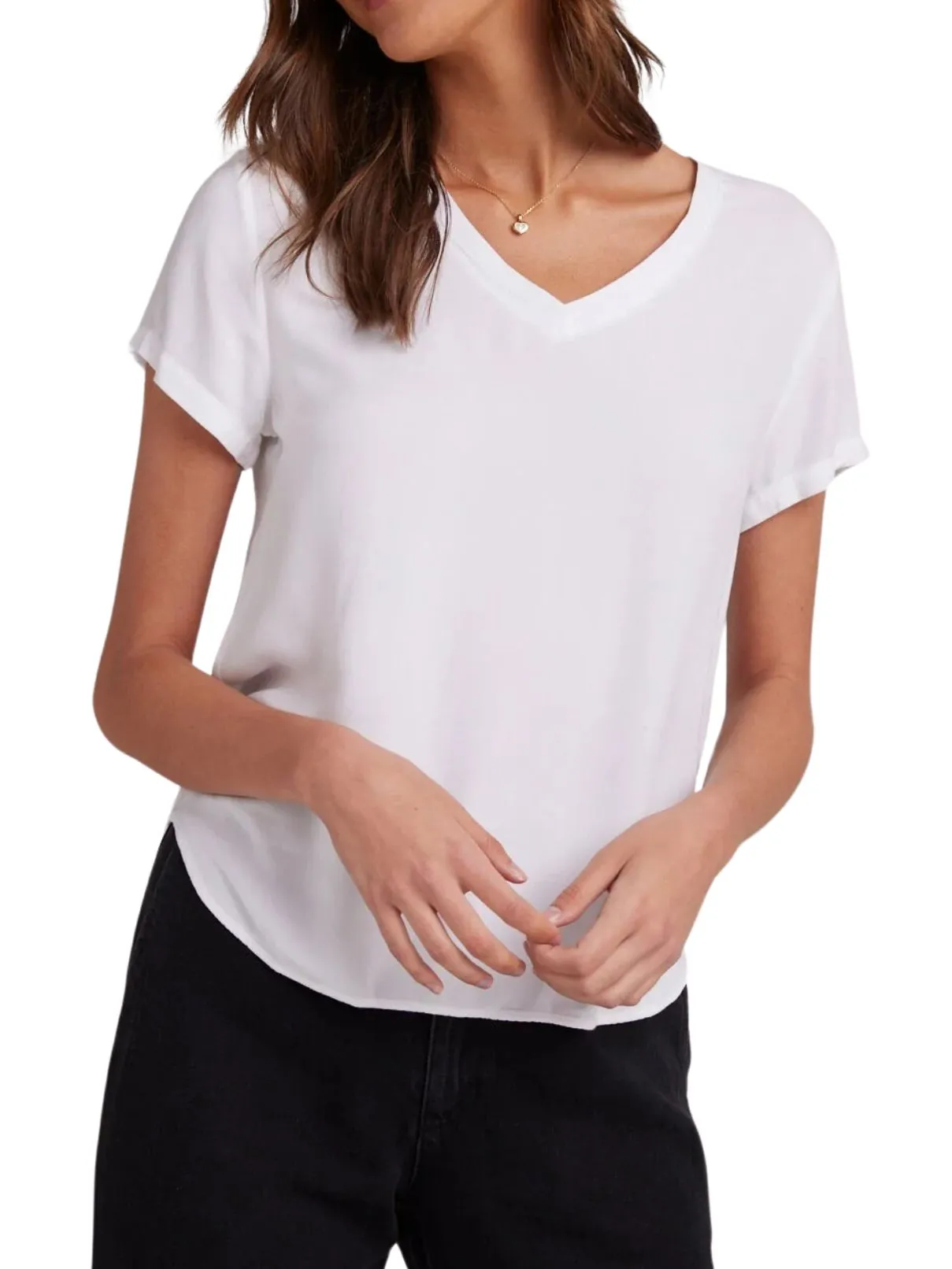 Bella Dahl V-neck Tee in White