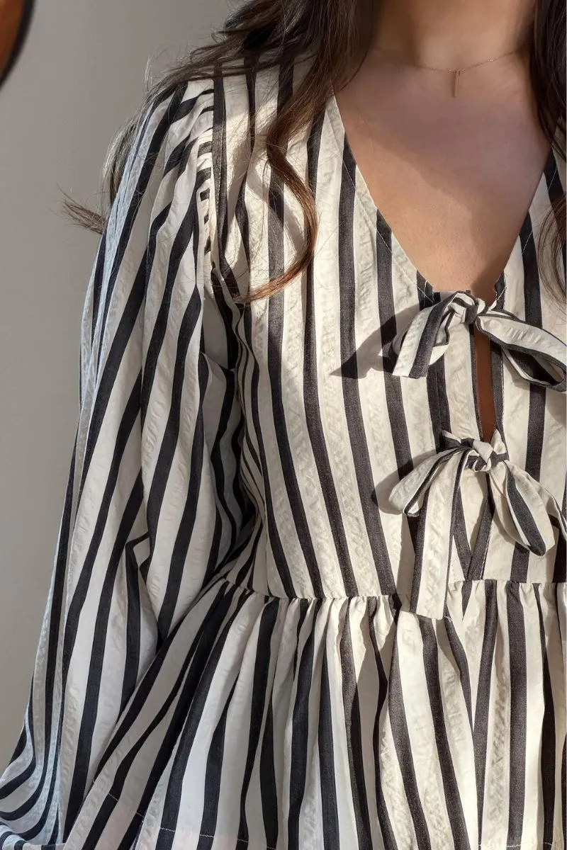 Bessie Contrast Stripe Blouse | Creme | Bluse fra Neo Noir