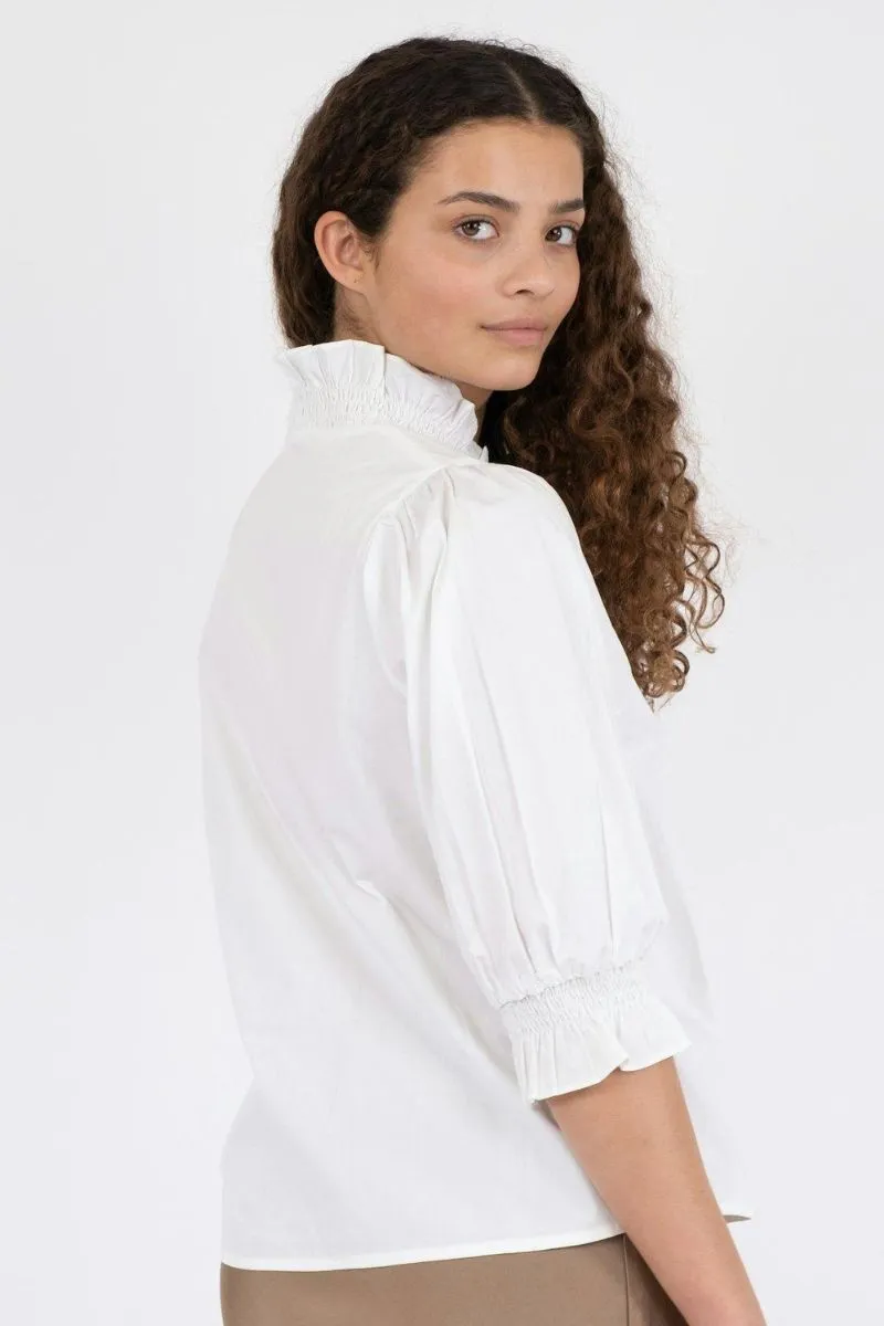 Briony C Poplin Blouse | White | Bluse fra Neo Noir