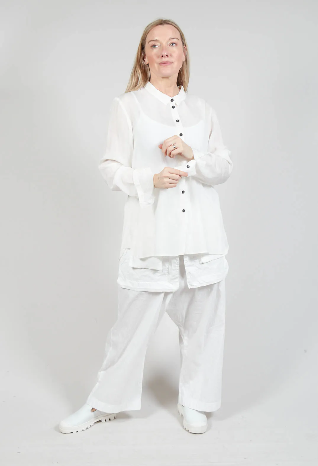 Button-Up Blouse in Starwhite