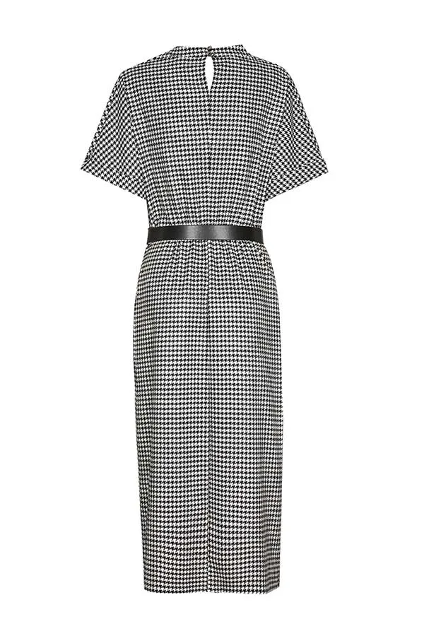 Caroline Biss HOUNDSTOOTH SLIGHTLY FITTED STRETCH DRESS