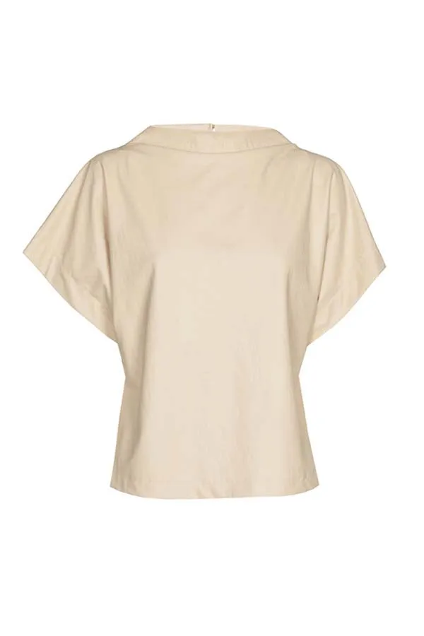 Caroline Biss IVORY SHORT STRAIGHT ECO-LEATHER TOP