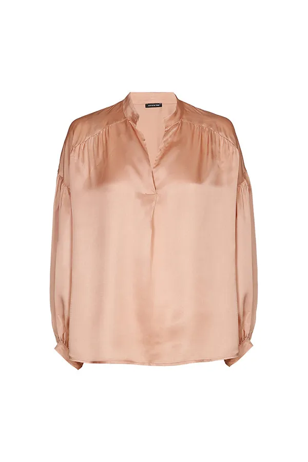 Caroline Biss LOOSE FITTING PLEATED SHINY BLOUSE