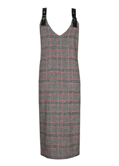 Caroline Biss STRAIGHT-FITTING COMFORTABLE PINAFORE