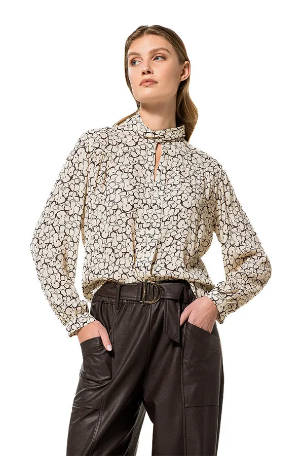 Caroline Biss STRAIGHT-FITTING FLORAL PRINT BLOUSE