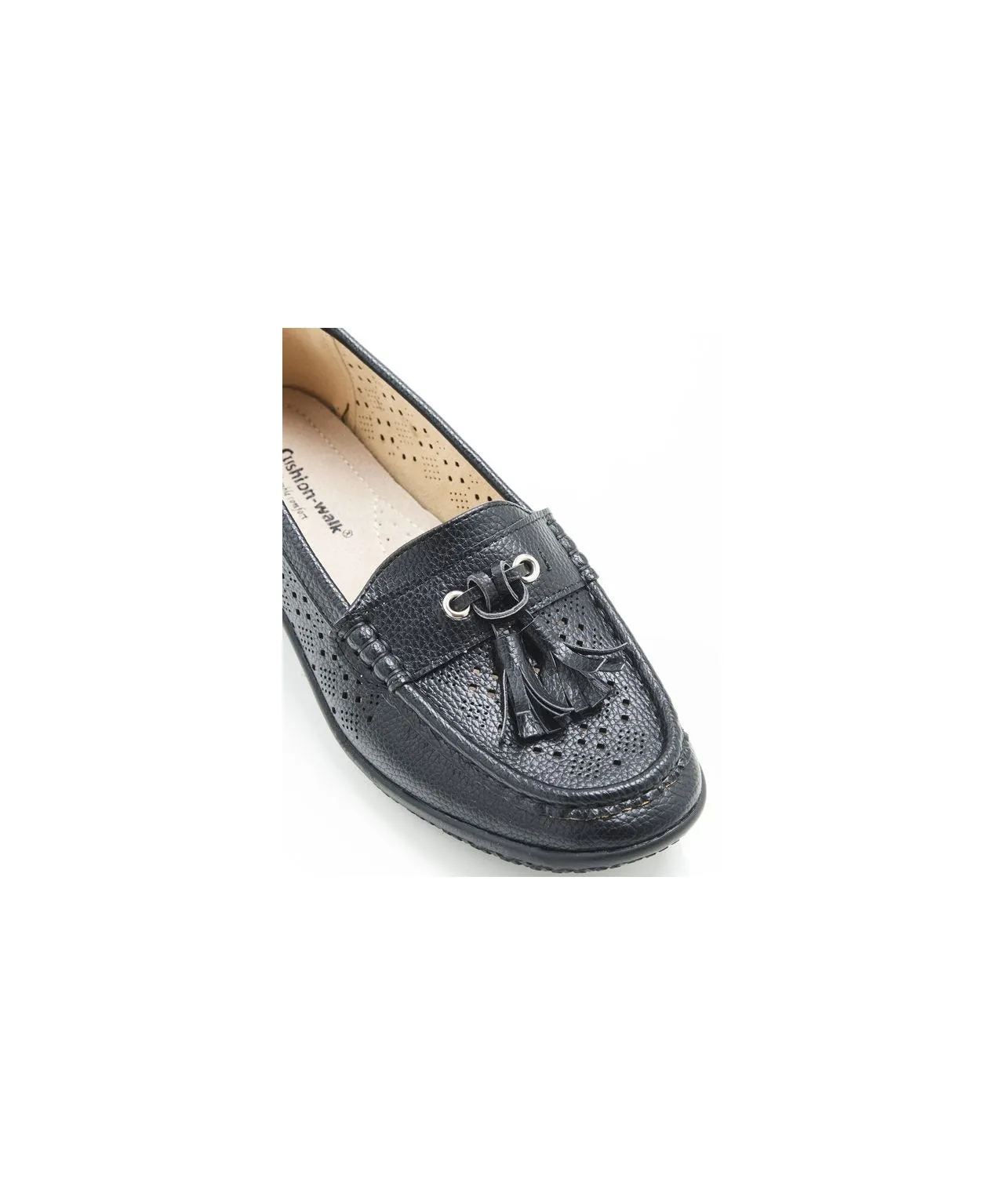 Cushion-walk tassel trim Moccasin