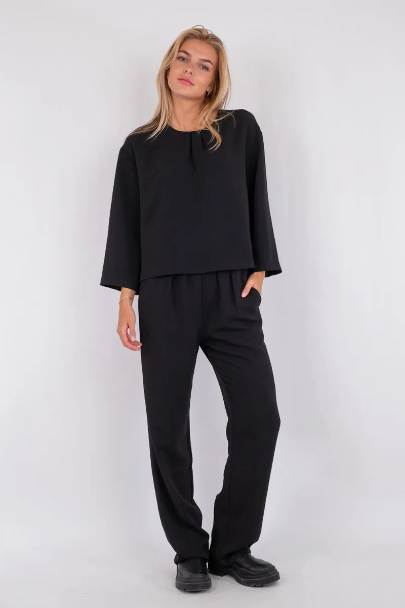 Elio Crepe Blouse | Black | Bluse fra Neo Noir