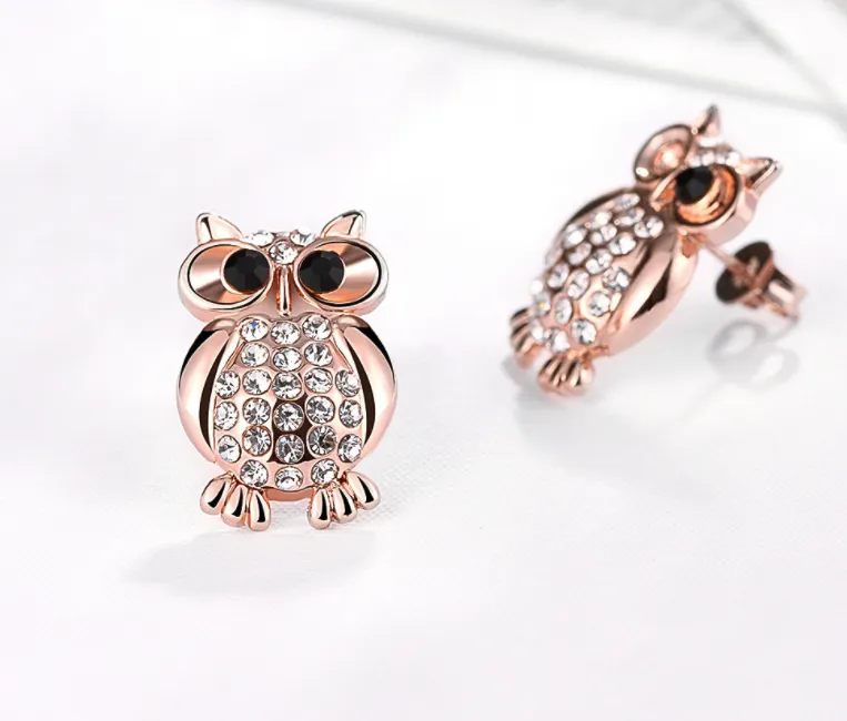 Fashion owl stud earrings