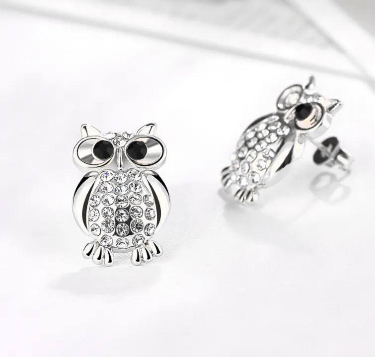 Fashion owl stud earrings