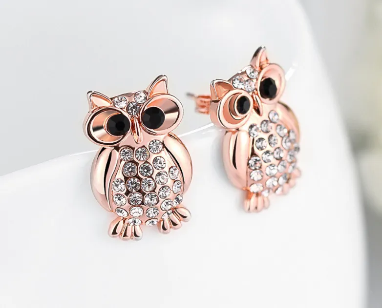 Fashion owl stud earrings