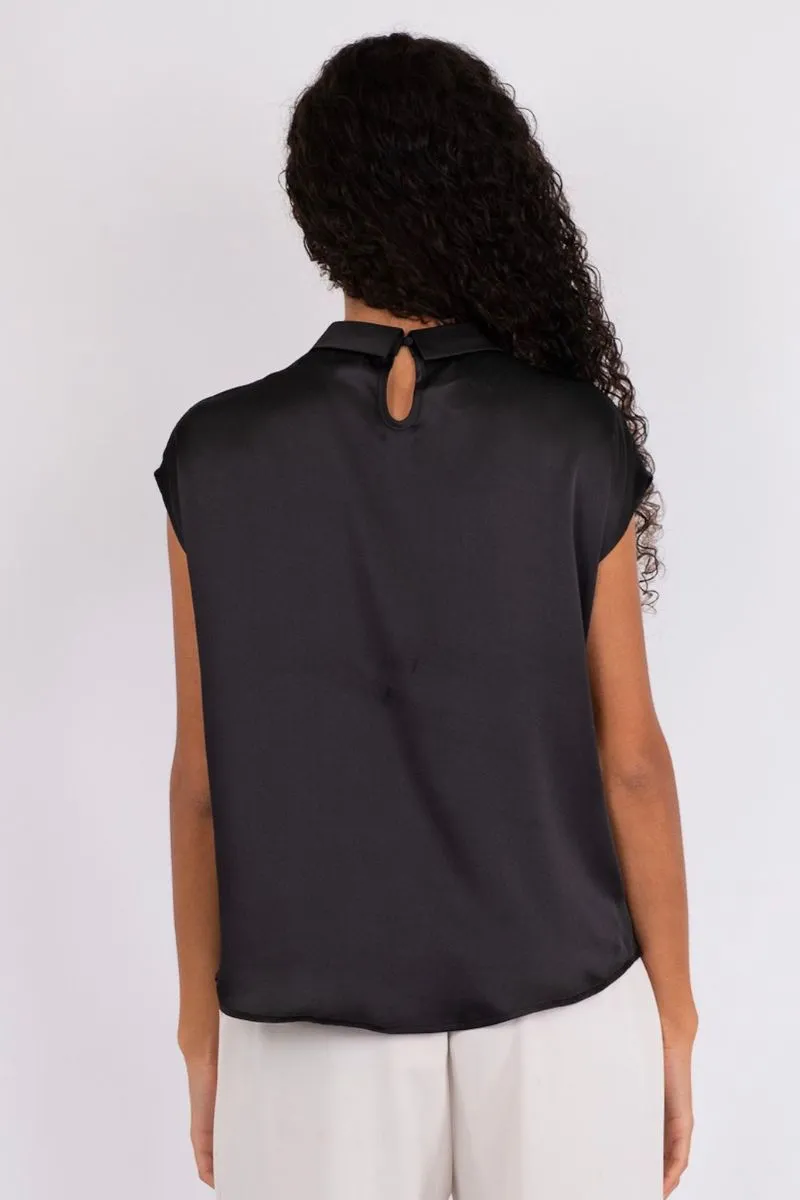 Fleur Drapy Satin Blouse | Black | Bluse fra Neo Noir