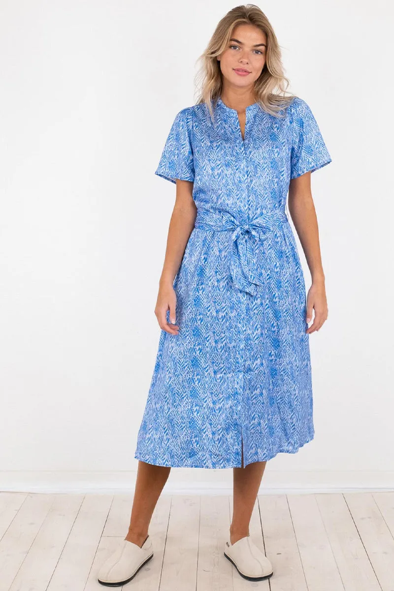 Lane Ditsy Glow Dress | Blue | Kjole fra Neo Noir