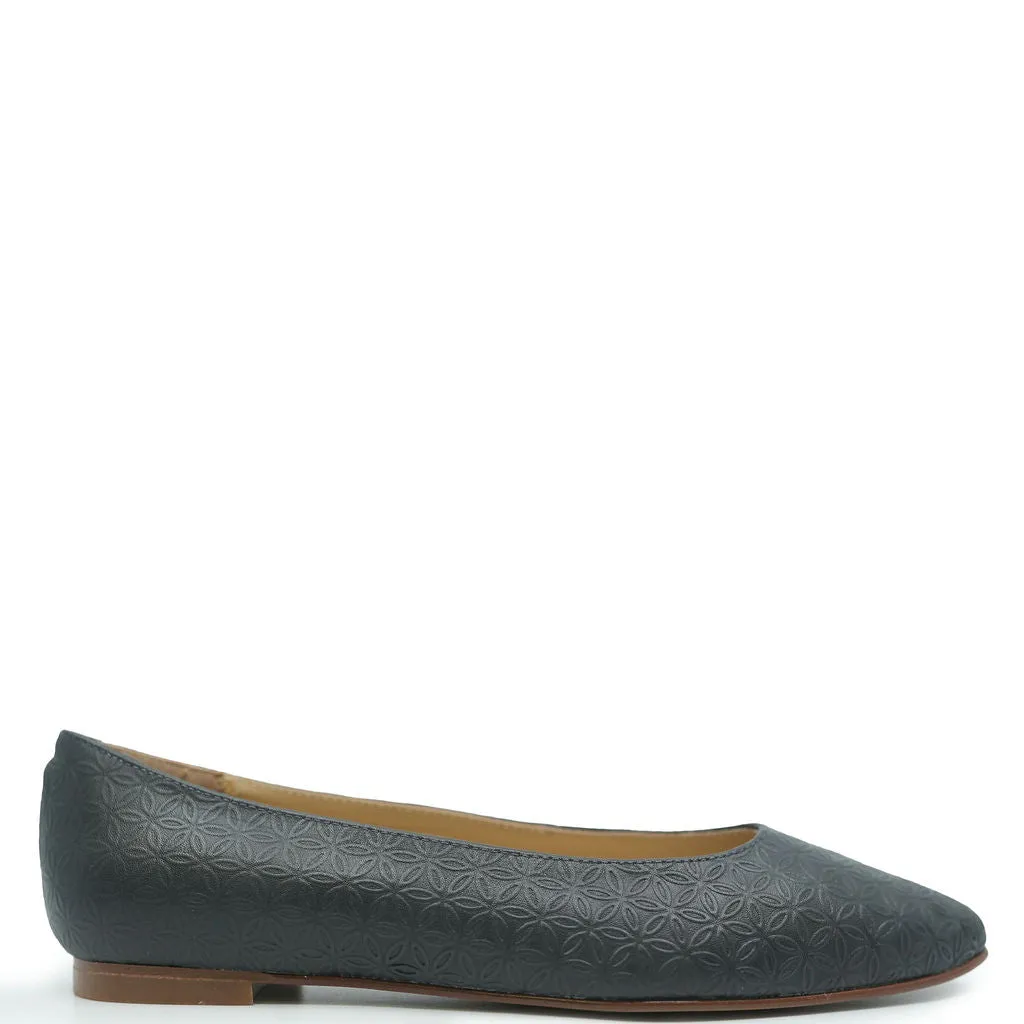 LMDI Dark Gray Stamped Pointed Flat