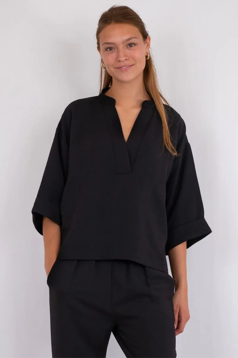 Luma Crepe Blouse 161173 | Black | Bluse fra Neo Noir