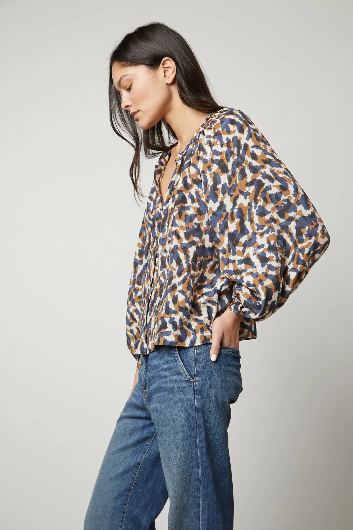 MELINDA PRINTED BUTTON-UP TOP