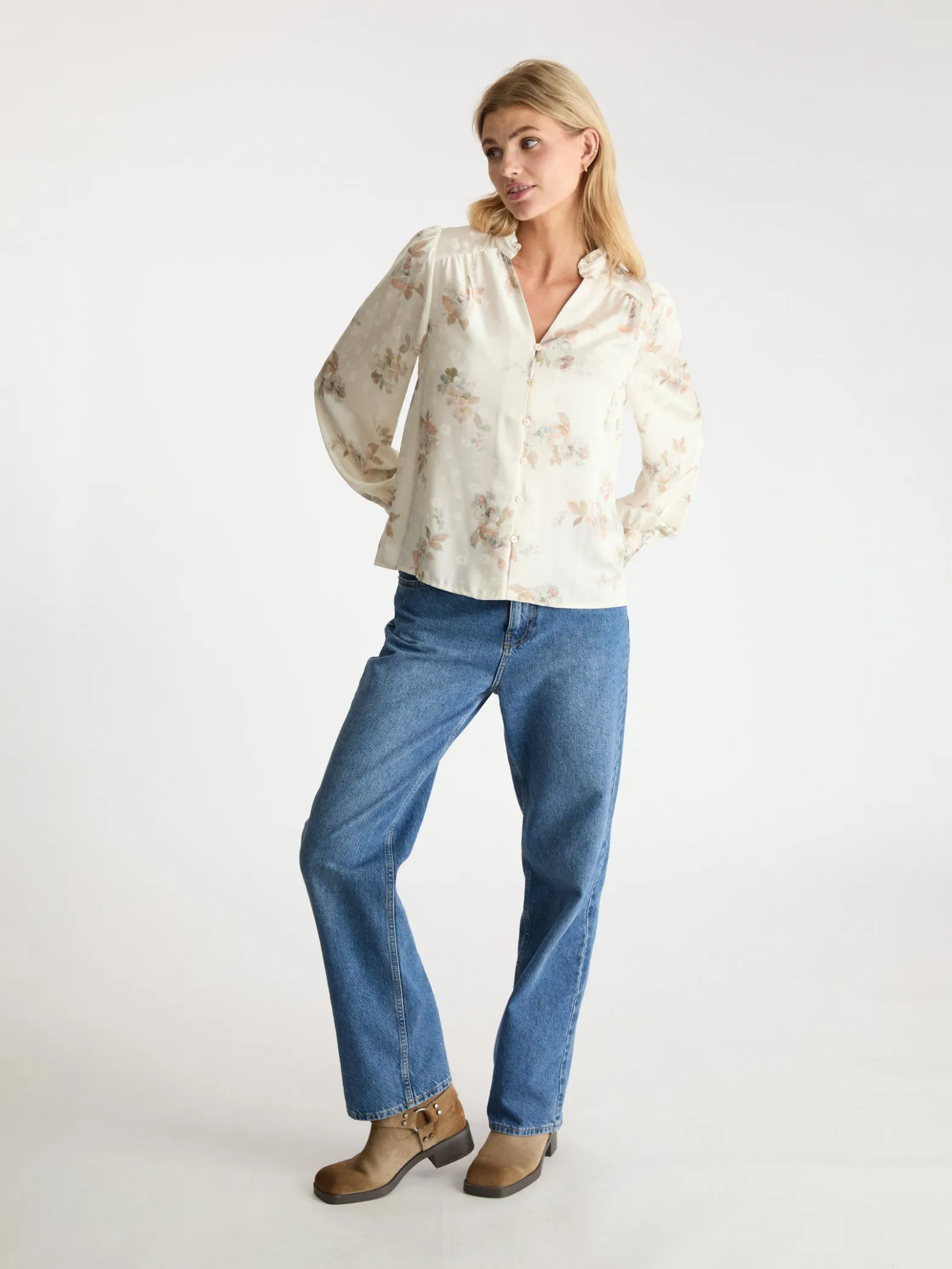 NEO NOIR BLOUSE MASSIMA SOFT BLOSSOM CREME