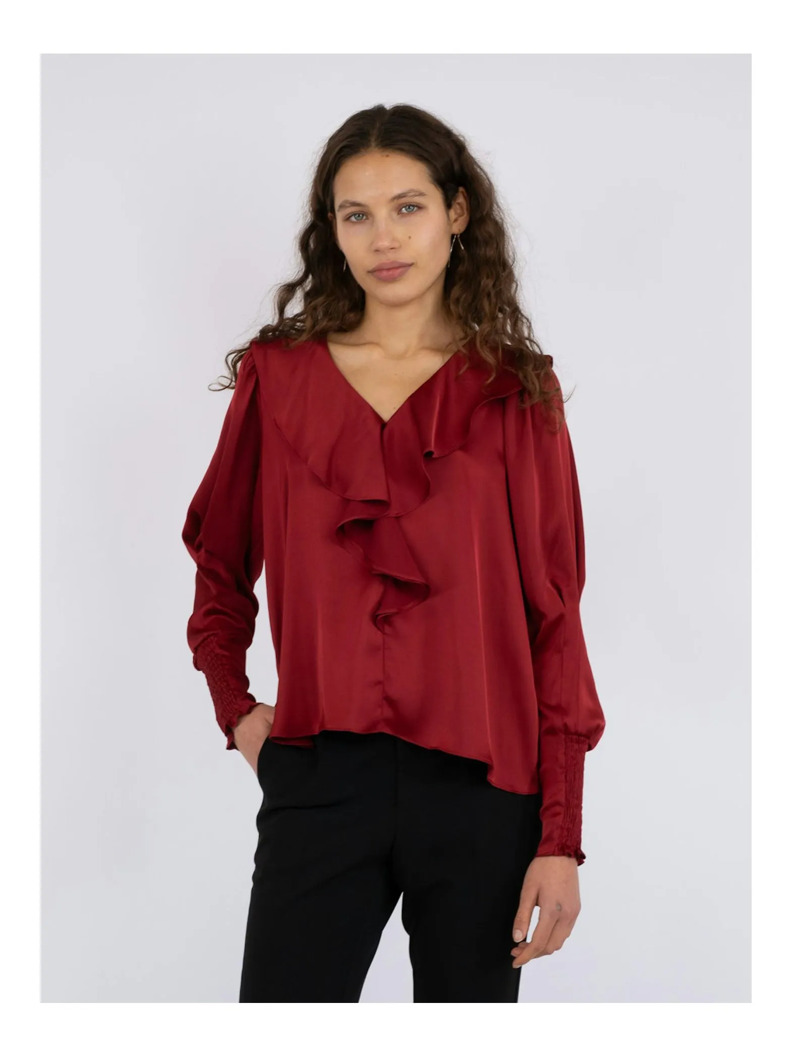 NEO NOIR BLOUSE SANDIE SATEEN WINE