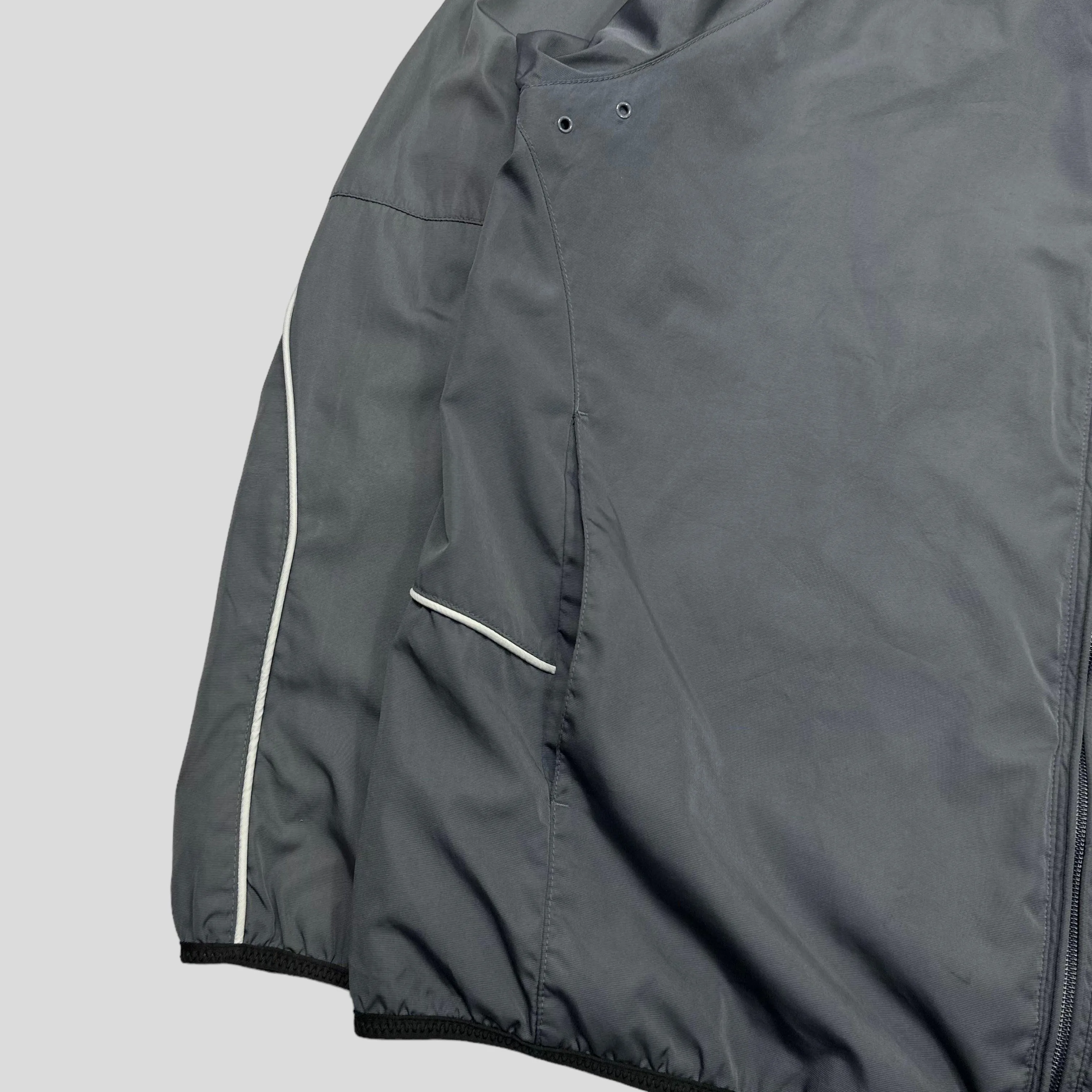 Nike 2003 Fleece Lined Ventilated Nylon Jacket - L