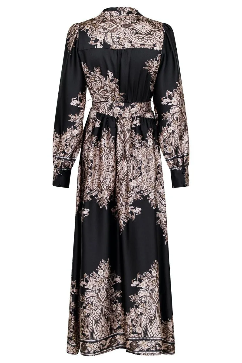 Nova Paisley Border Dress 160958 | Black | Kjole fra Neo Noir