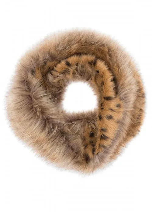 Pia Rossini Tammy Fur Snood ()