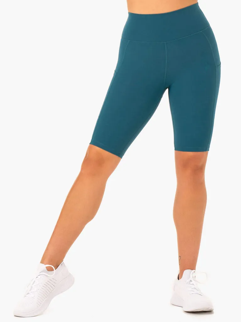 Reset High Waisted Pocket Bike Shorts - Teal