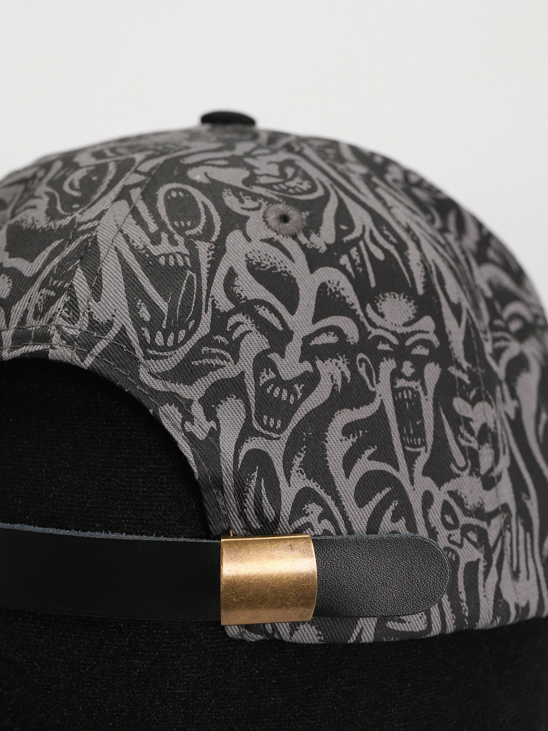 Santa Cruz Cap Opus Dot Label (grey knox faces)