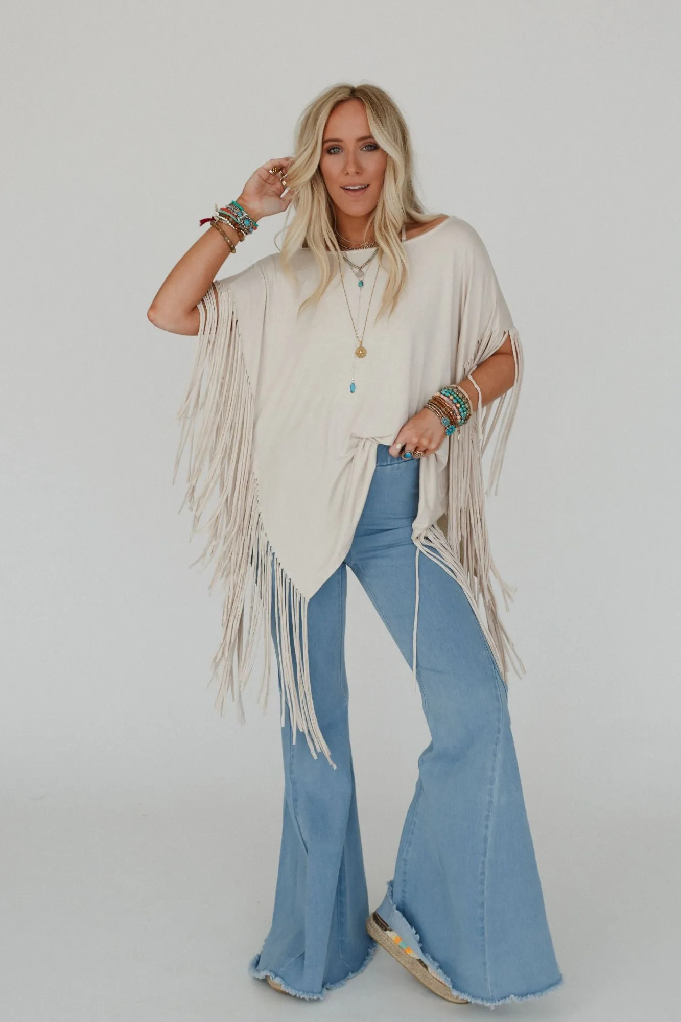 Showstopper Fringe Top - Oat