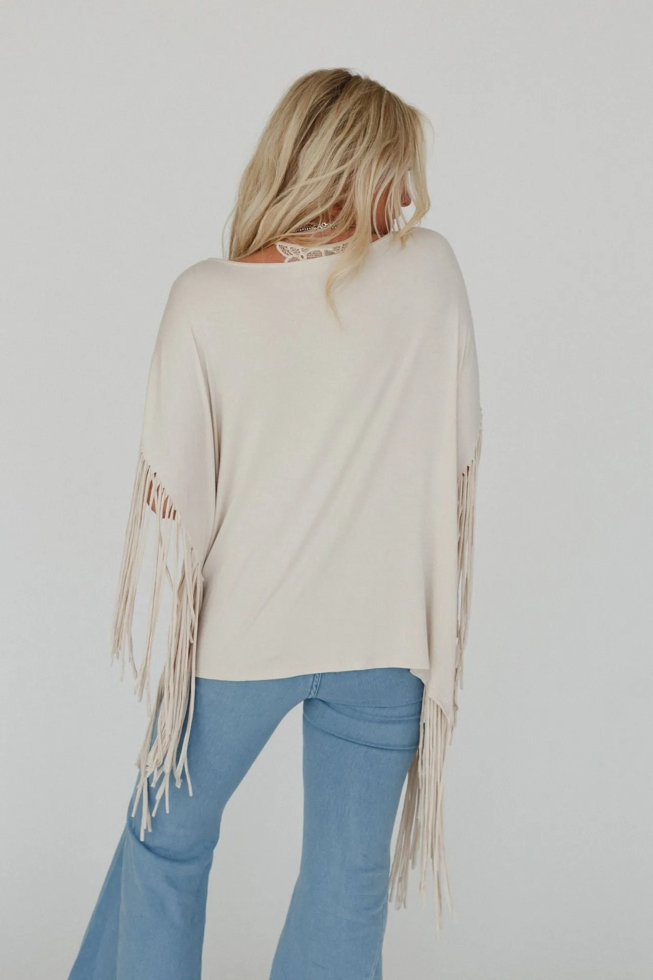 Showstopper Fringe Top - Oat