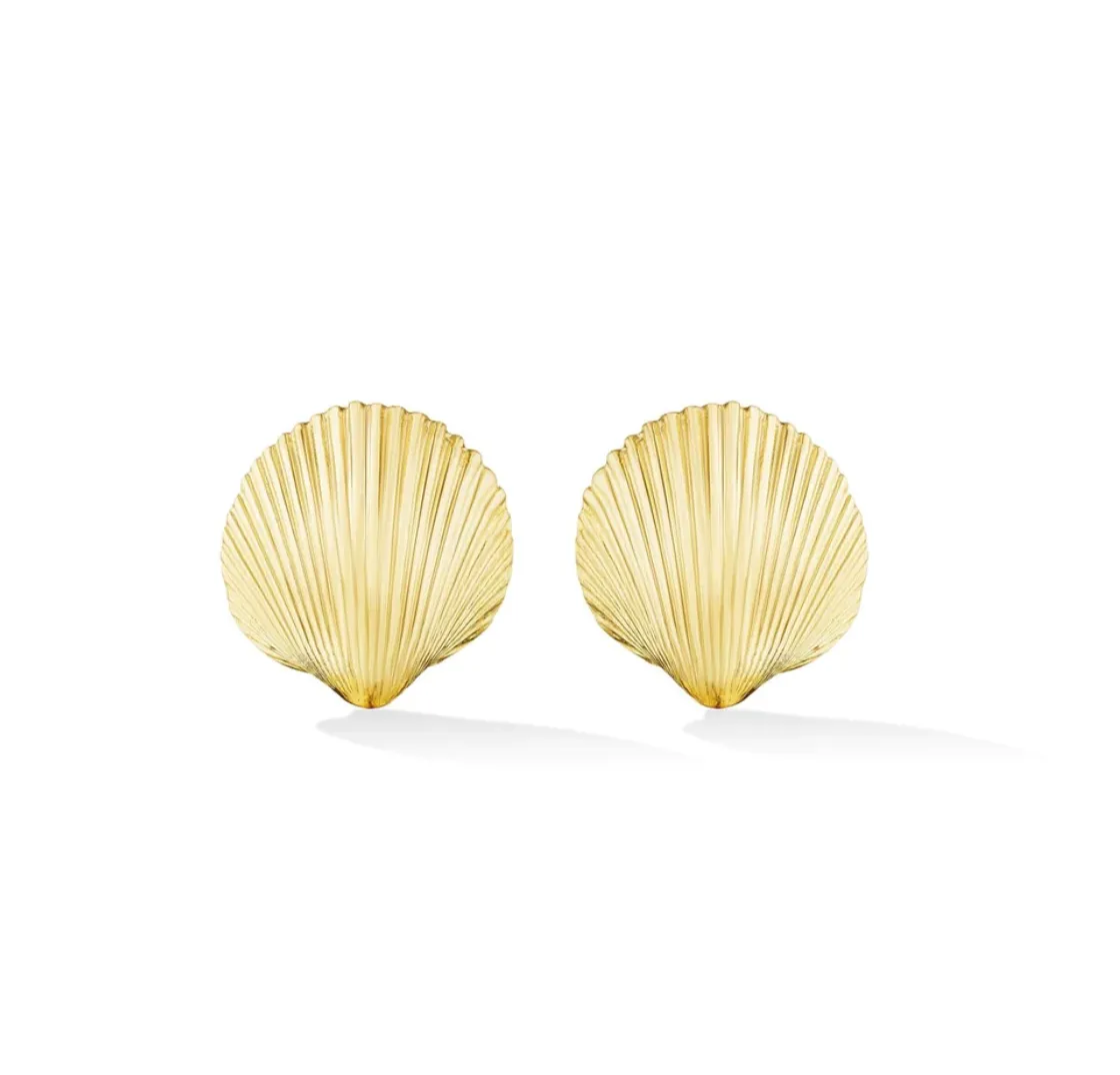 Small Yellow Gold Shell Stud Earrings