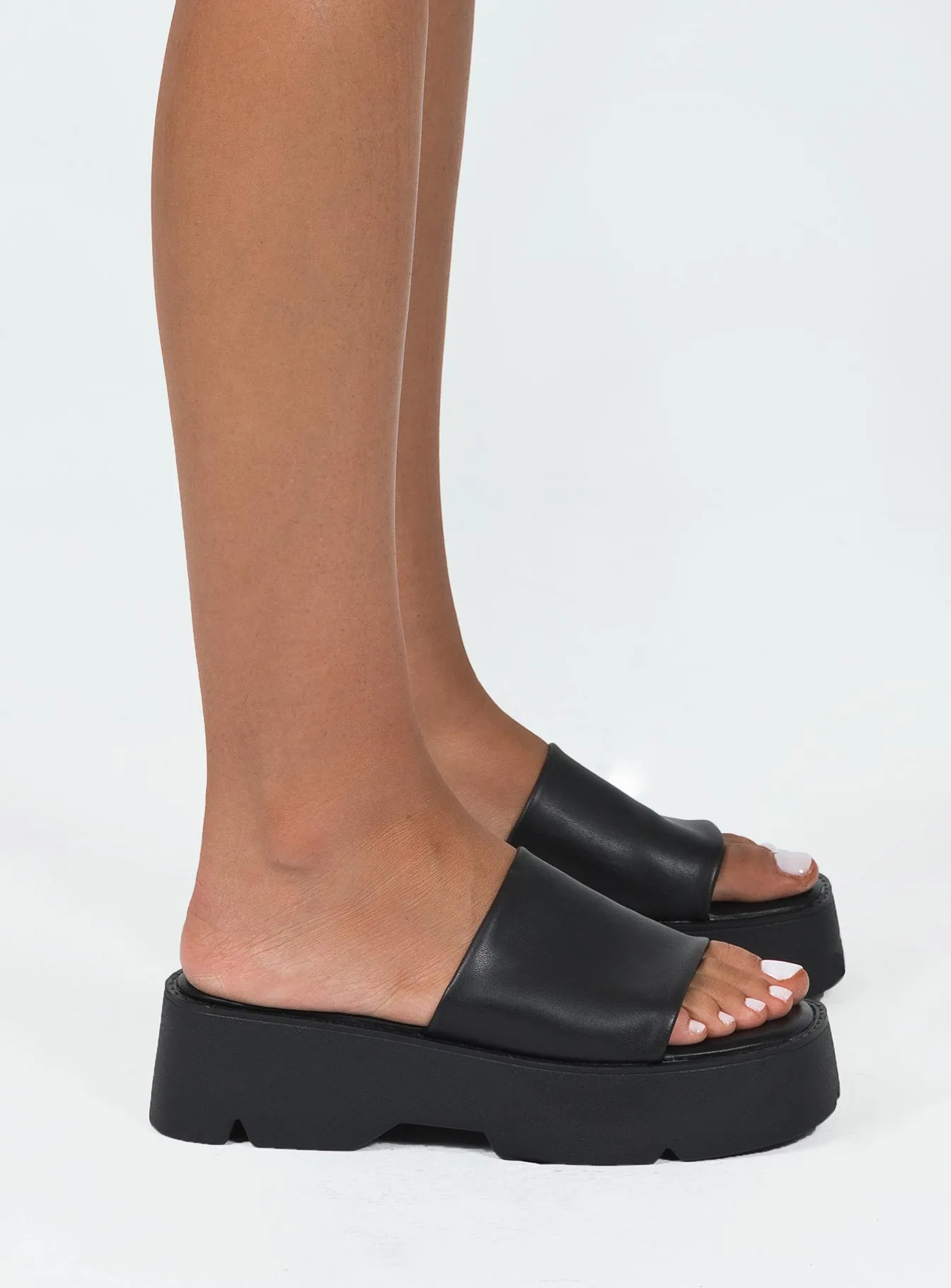 Therapy Kali Sandals Black