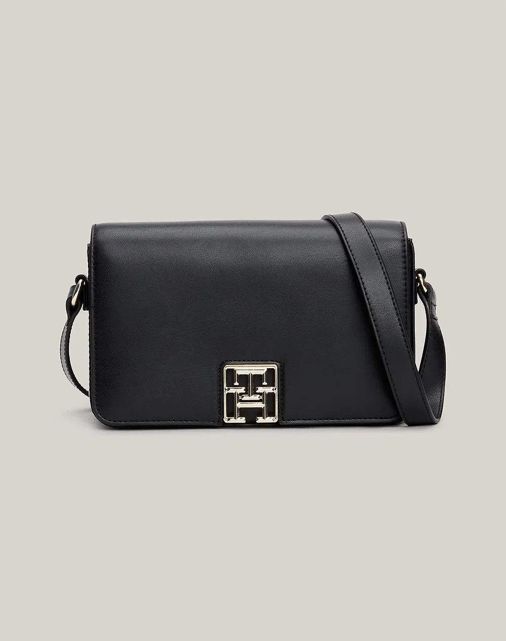 TOMMY HILFIGER TH RESET CROSSOVER (Dimensions: 14 x 21 x 6 cm.)