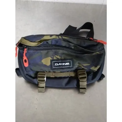 Used Dakine Hot Laps 2L Fleece-Lined Bicycle Waist Bag, Cascade Camo