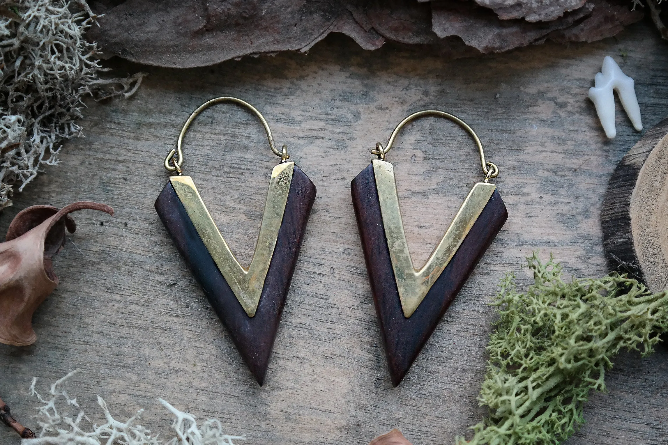 Wood Pointed Hoops